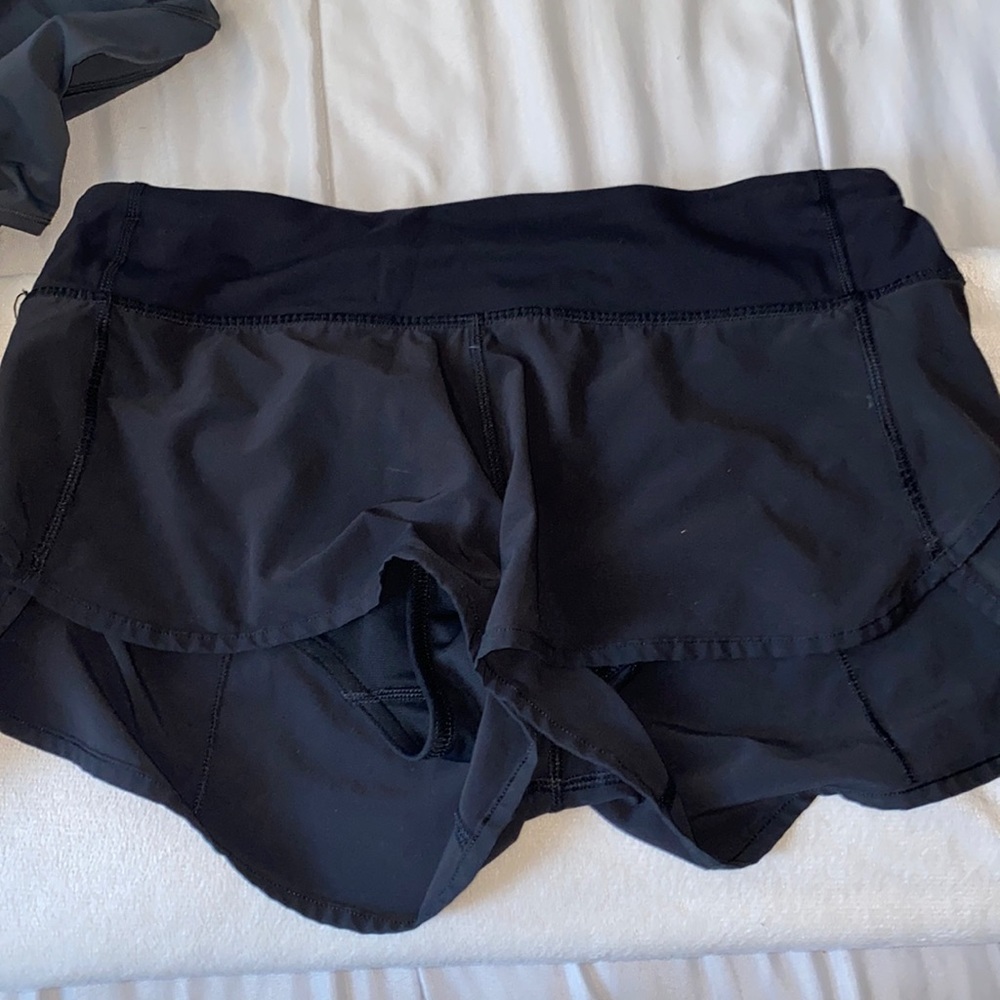 LILULEMON shorts size 6